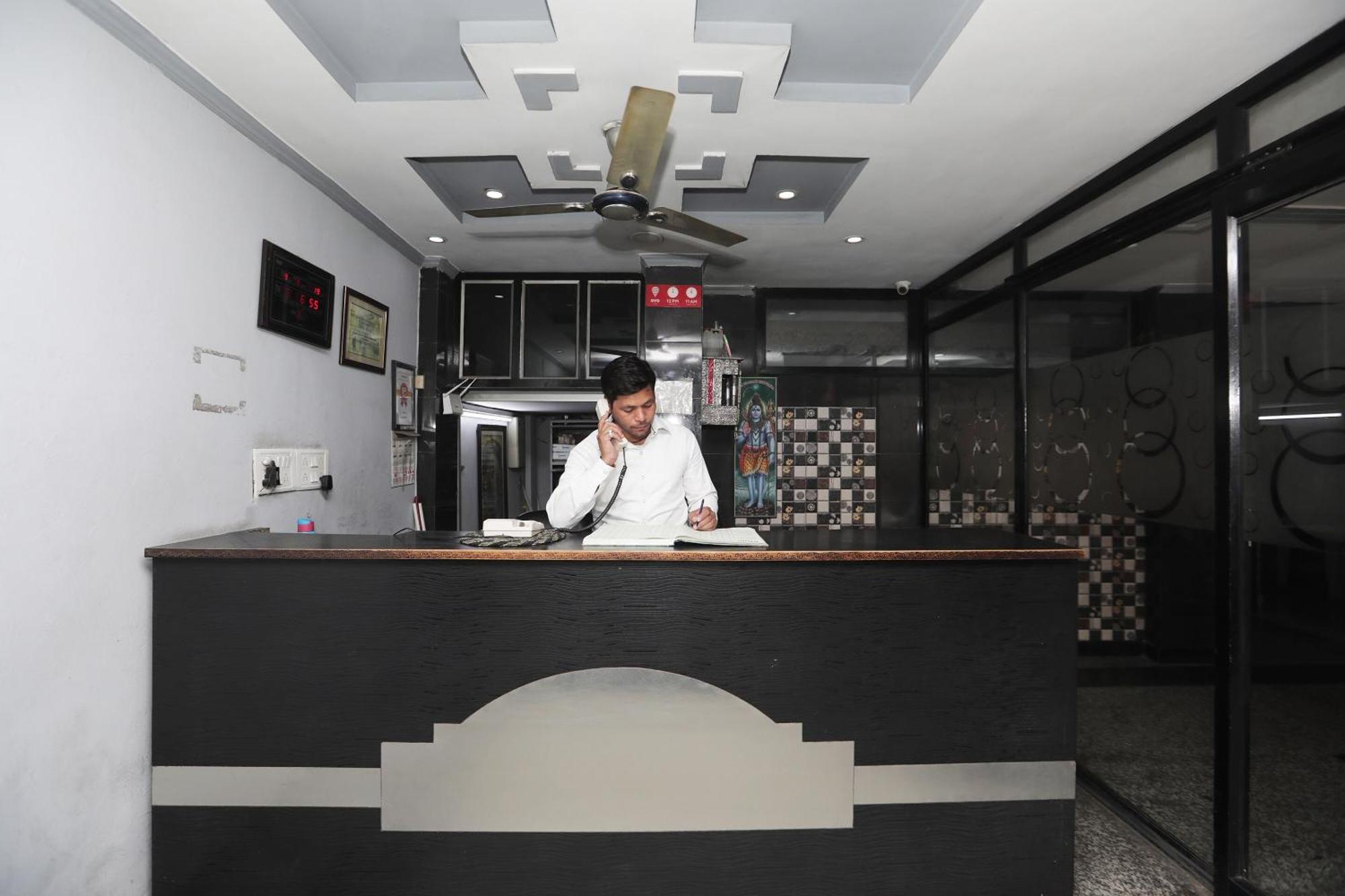 Super Hotel O Athithi Ghaziabad Exterior foto