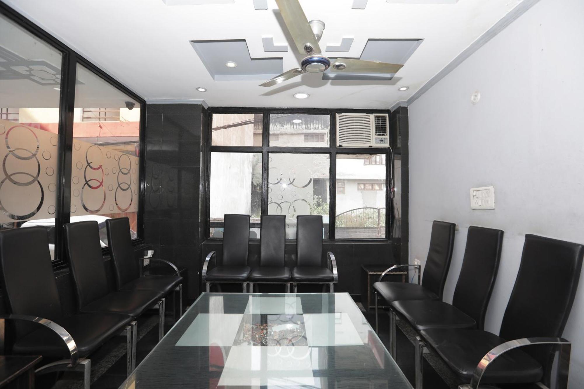 Super Hotel O Athithi Ghaziabad Exterior foto