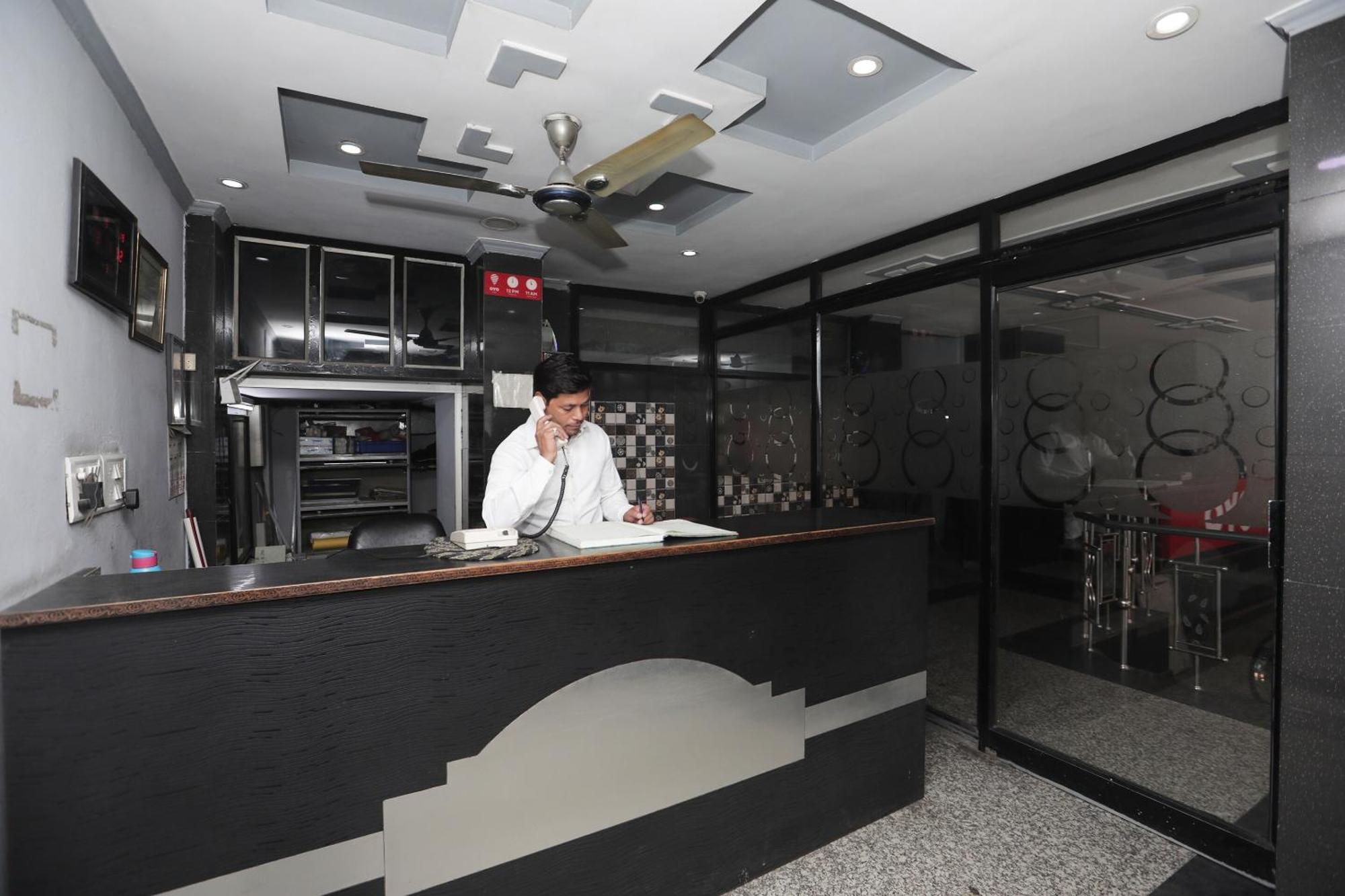 Super Hotel O Athithi Ghaziabad Exterior foto